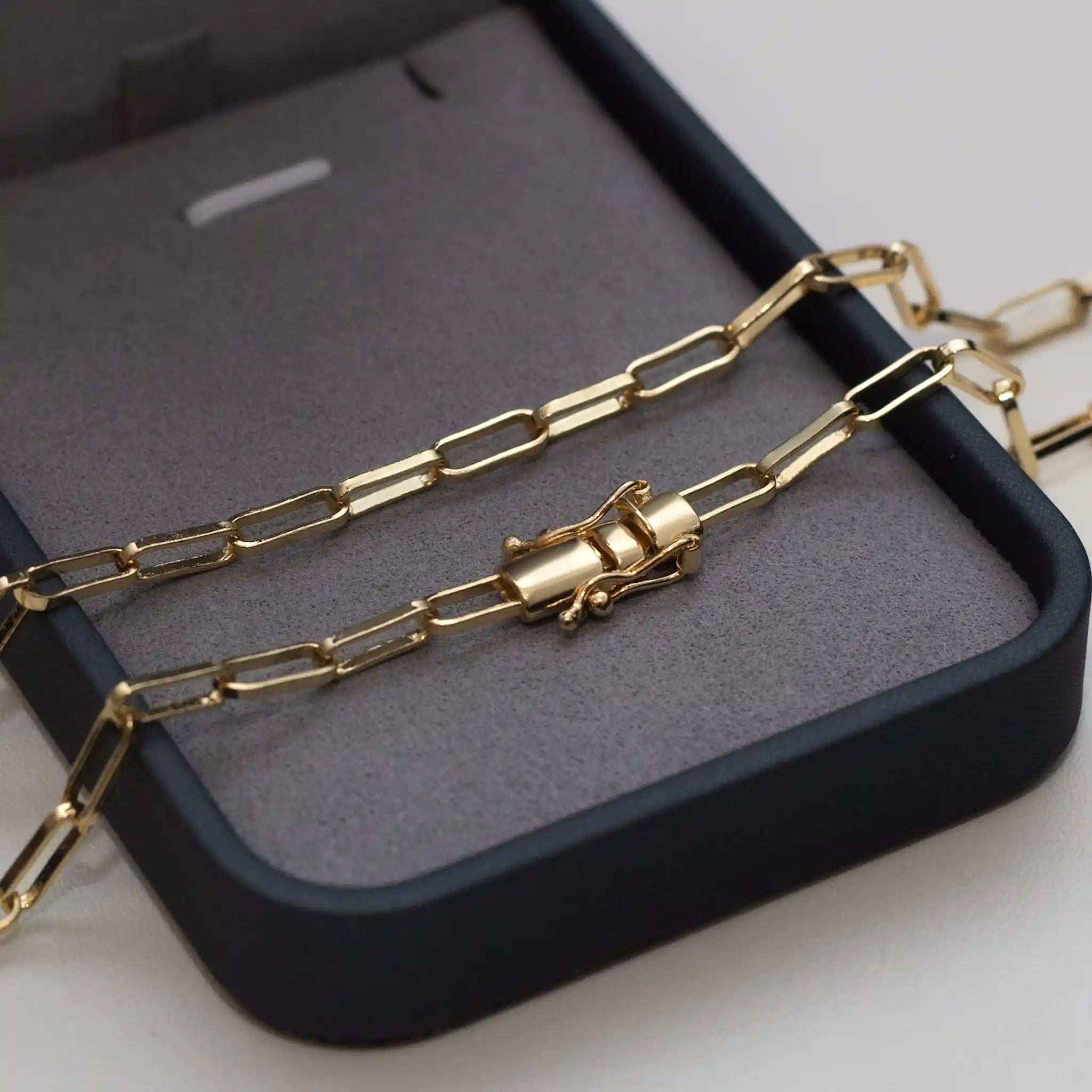 Corrente Cartier Meia Cana 4mm Banhado a Ouro 24k