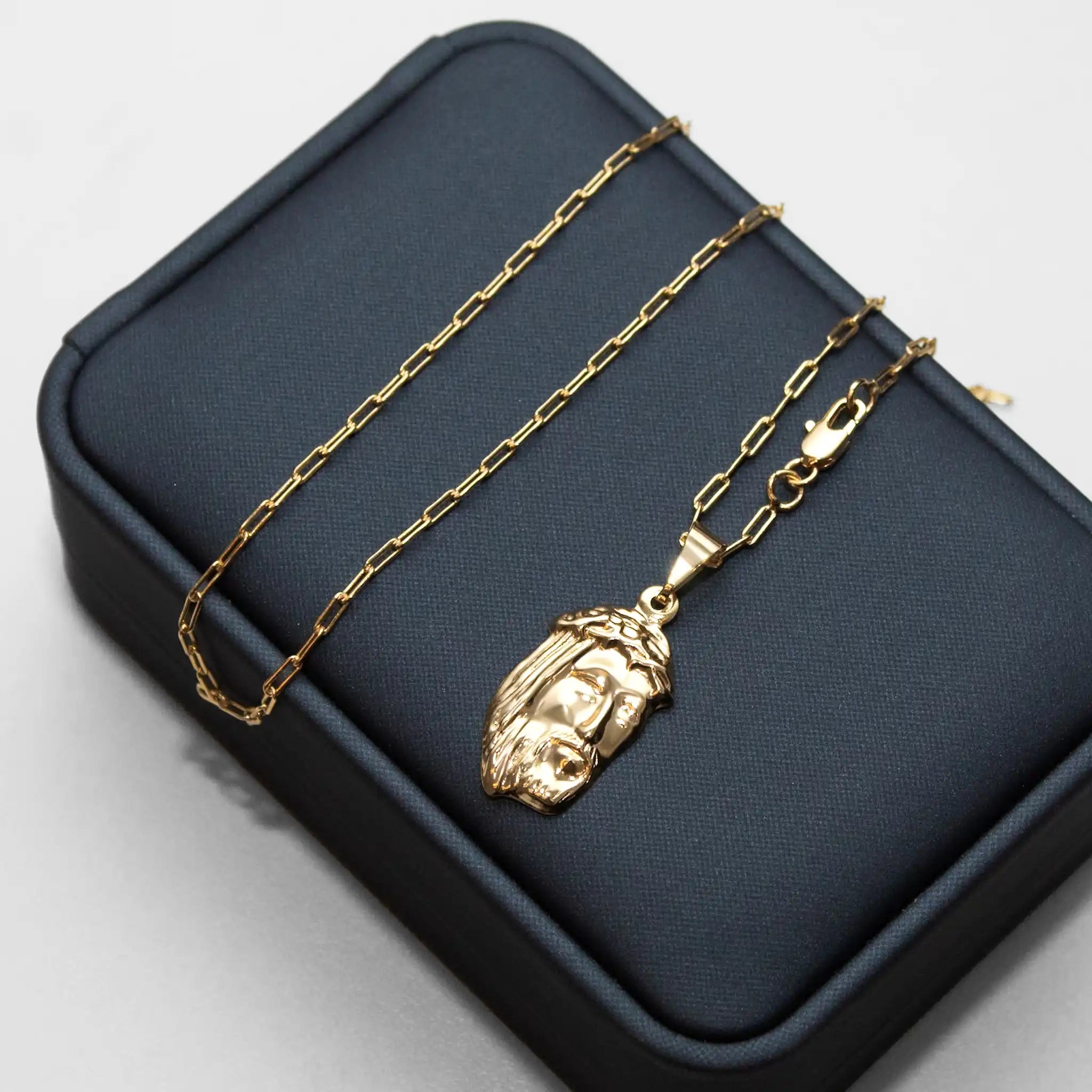 Pingente Face de Cristo P Banhado a Ouro 24k