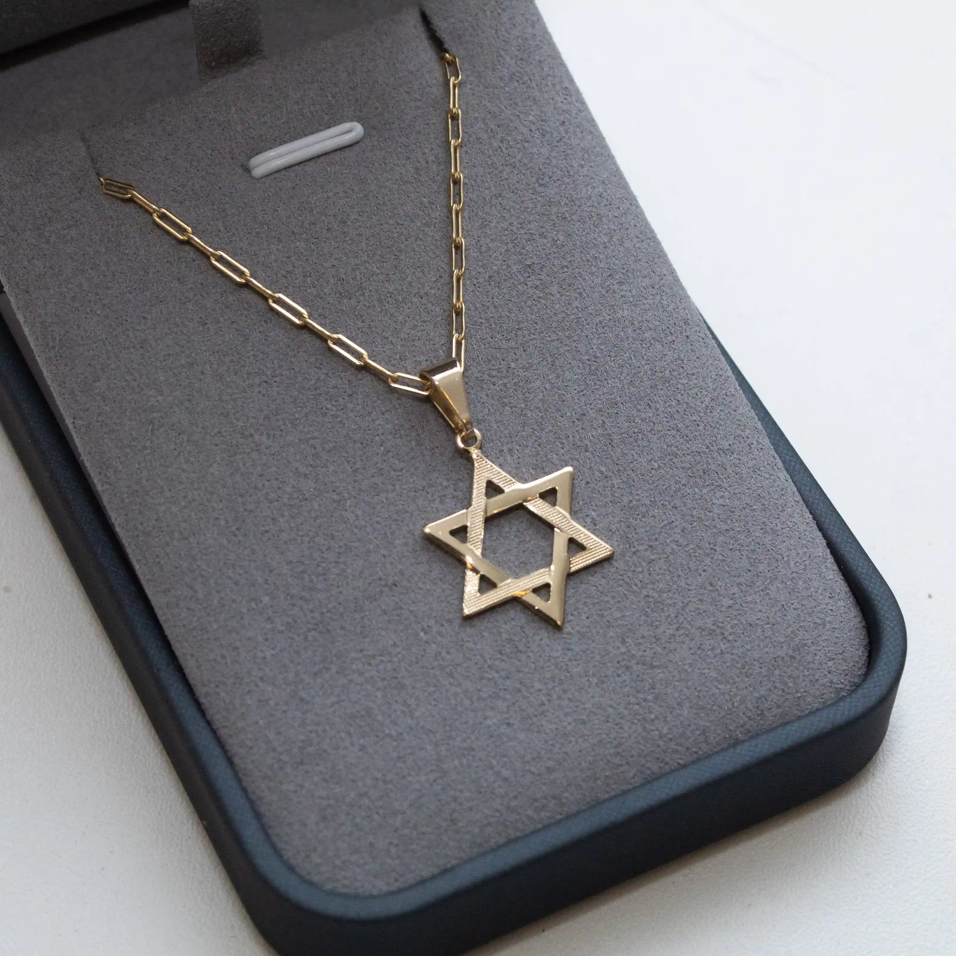 Pingente Estrela de David Banhado a Ouro 24k