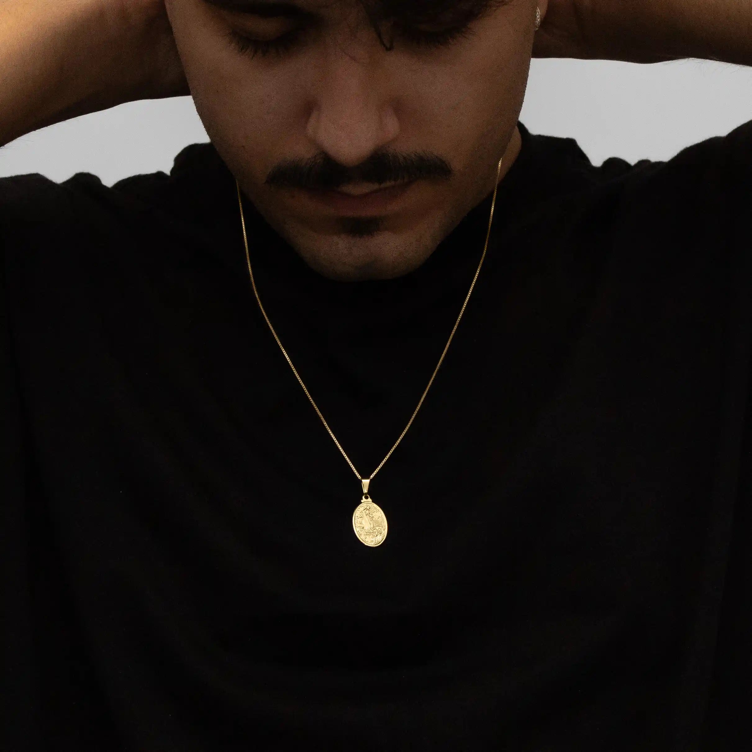 Pingente Nossa Senhora de Fátima Banhado a Ouro 24k