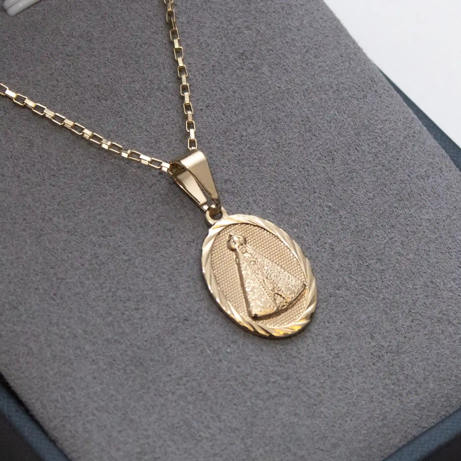 Pingente Nossa Senhora Aparecida Banhado a Ouro 24k