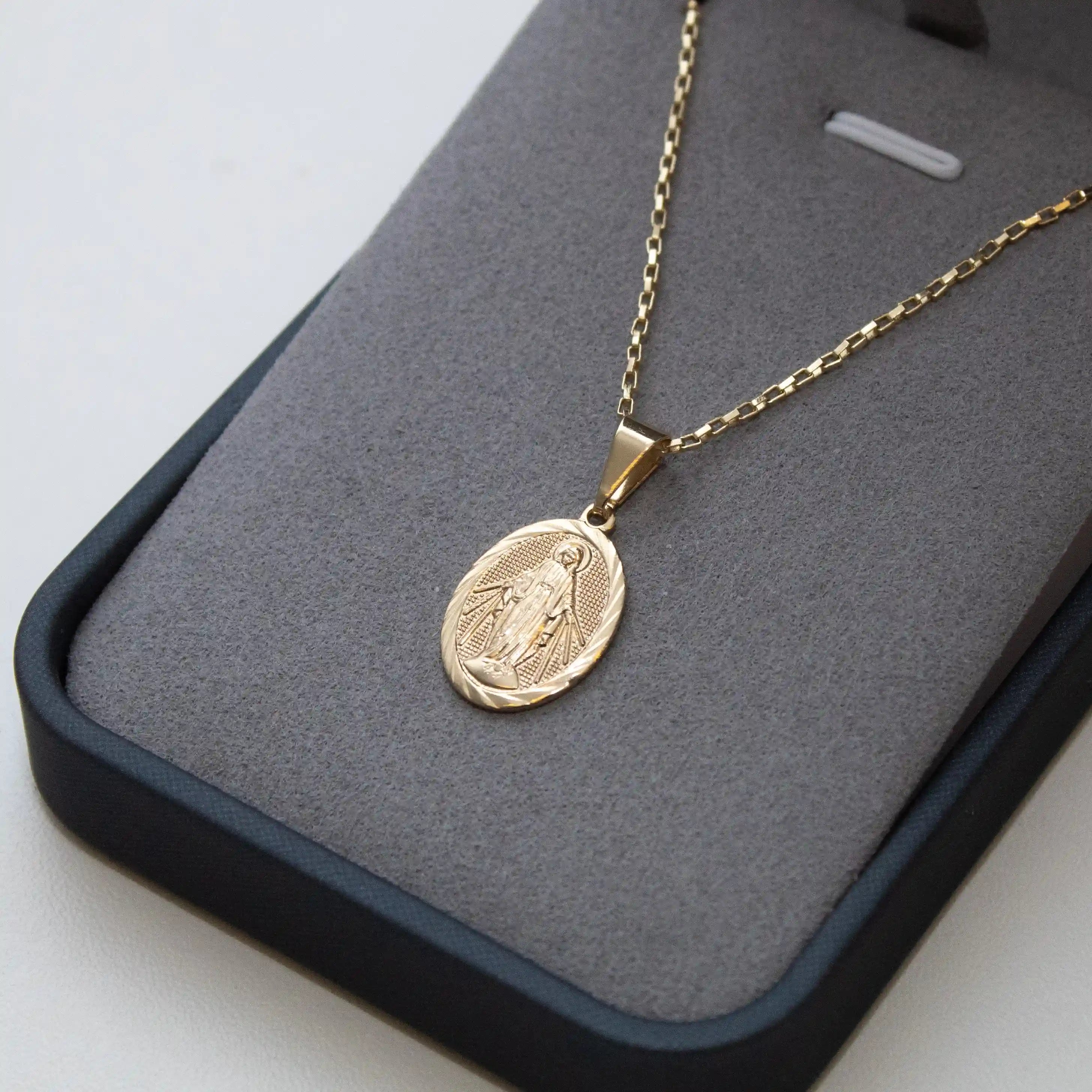 Pingente Nossa Senhora das Graças Banhado a Ouro 24k