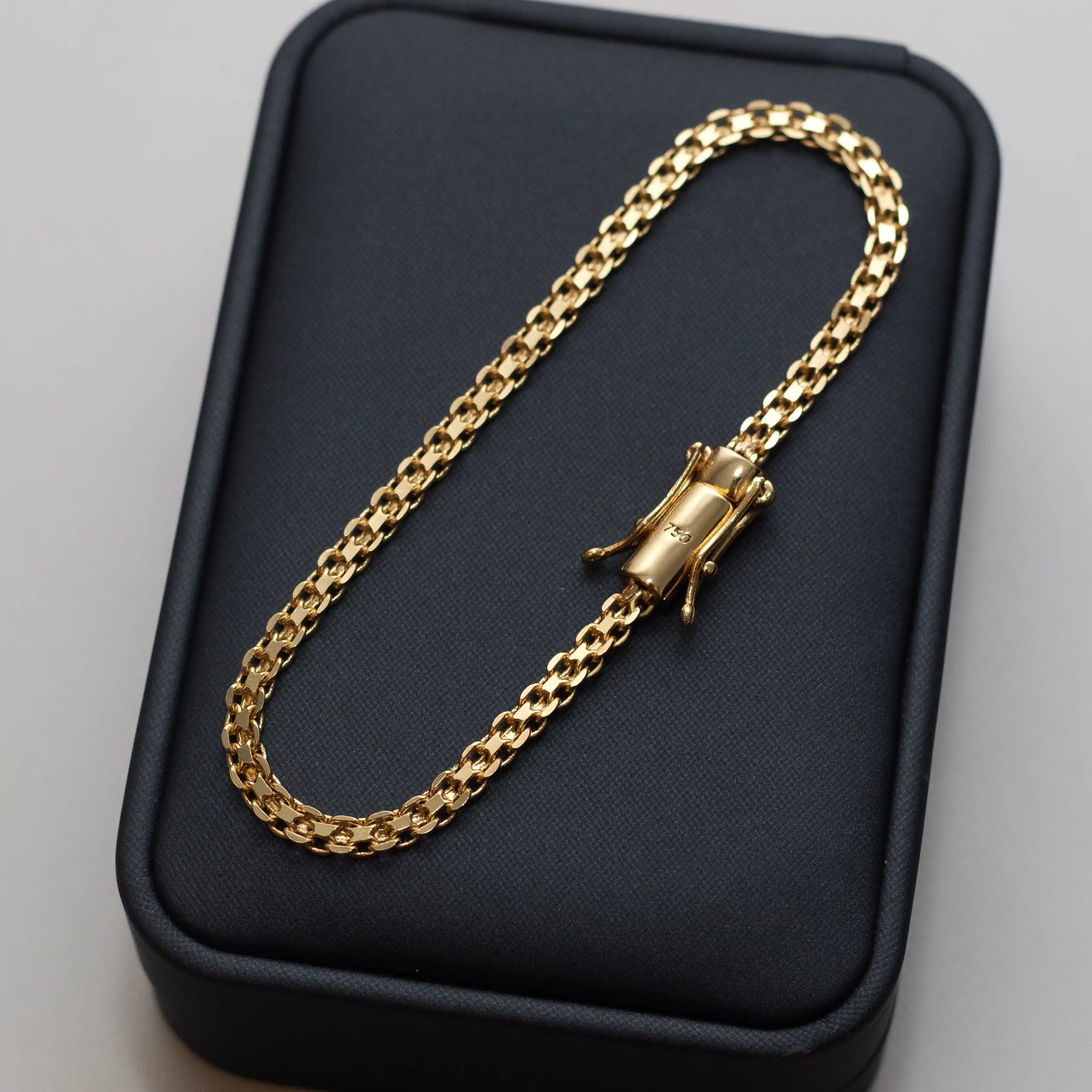 Pulseira Cadeado Duplo 3,5mm Banhado a Ouro 24k